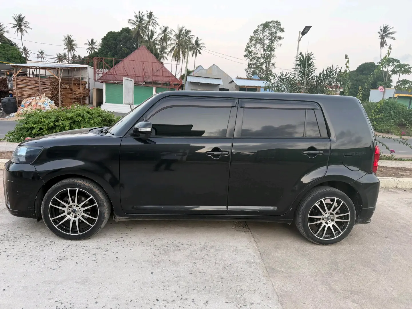 Toyota Rumion 2009 Automatic thumbnail 6