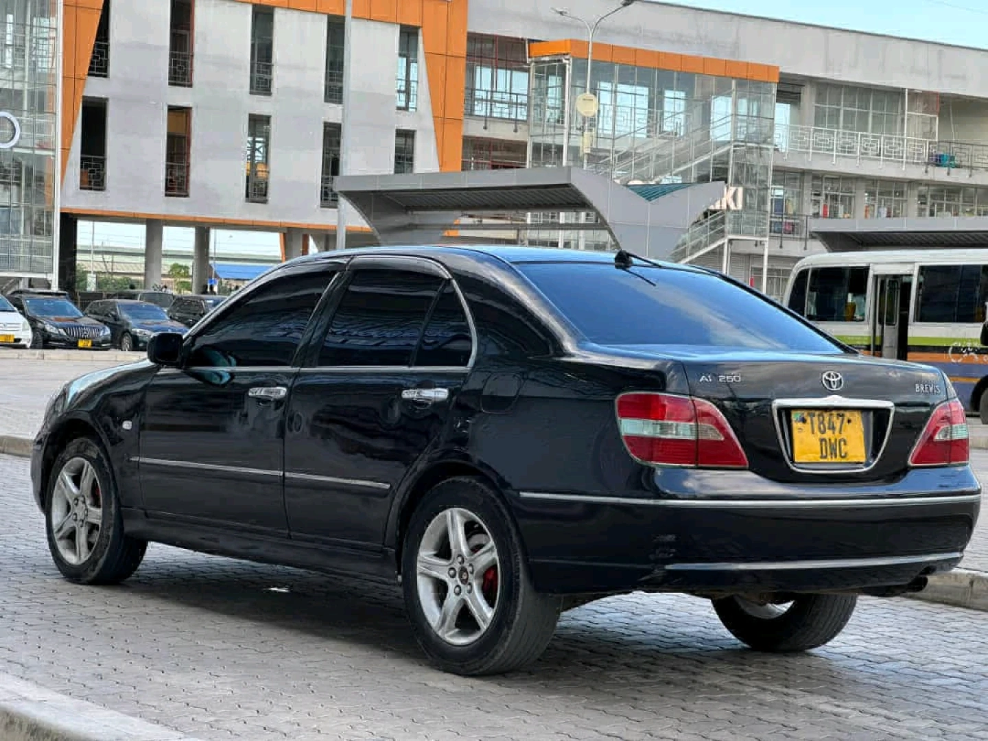 Toyota Brevis 2003 Model Automatic thumbnail 4