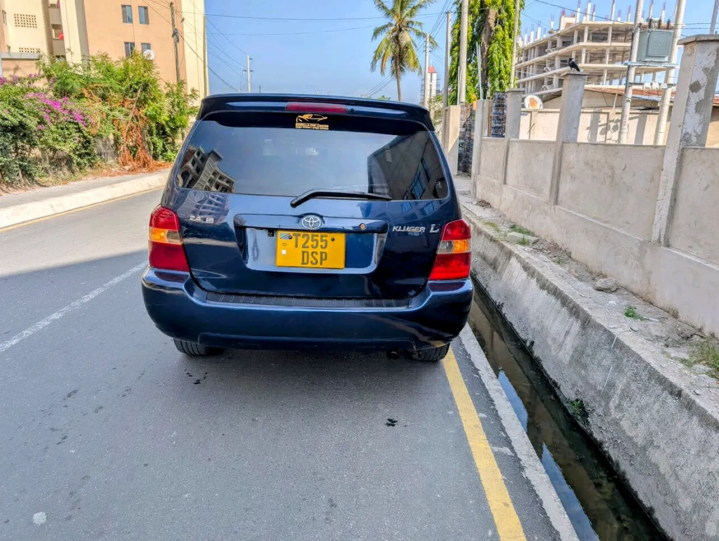 Toyota Kluger SUV Automatic thumbnail 4