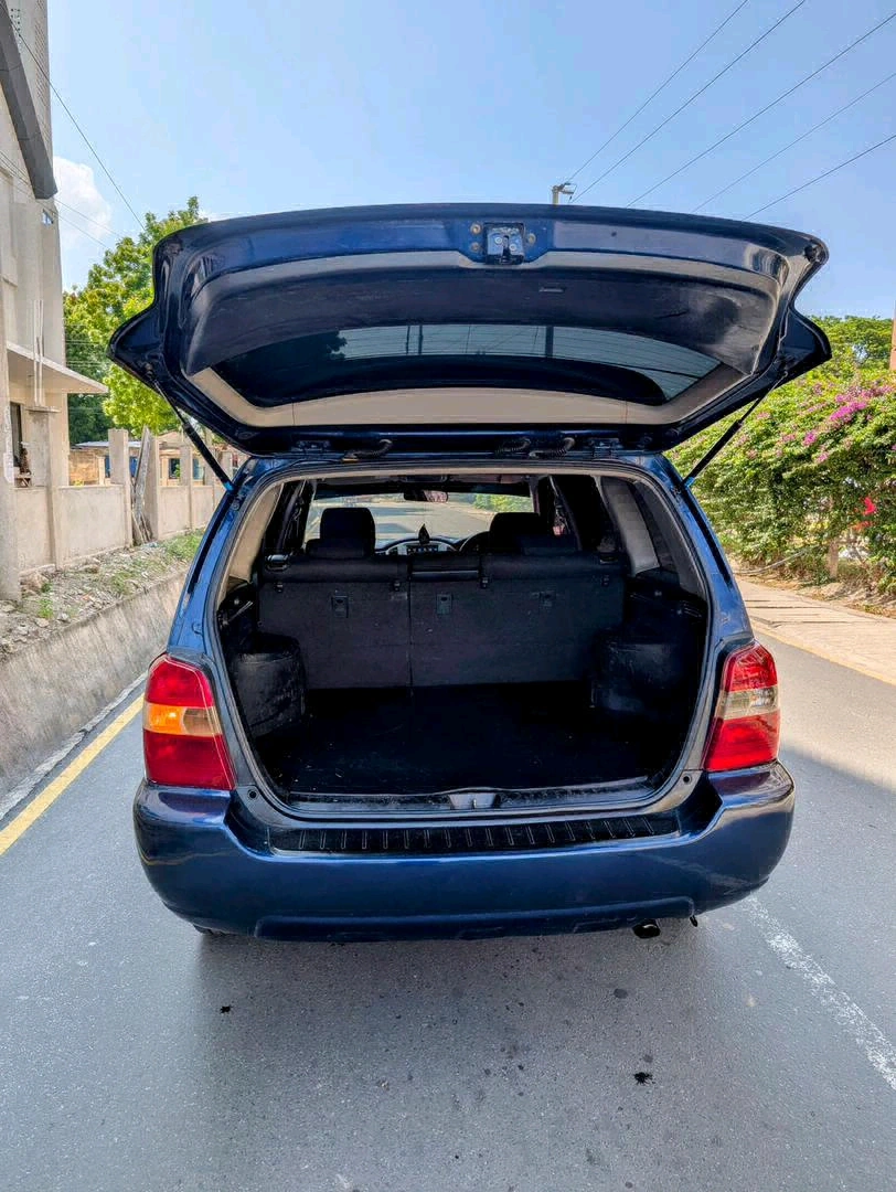 Toyota Kluger SUV Automatic thumbnail 5