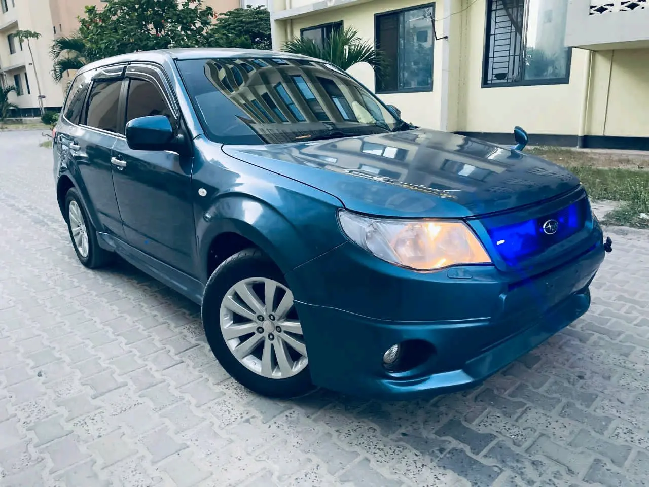2010 Subaru Forester Customized Blue