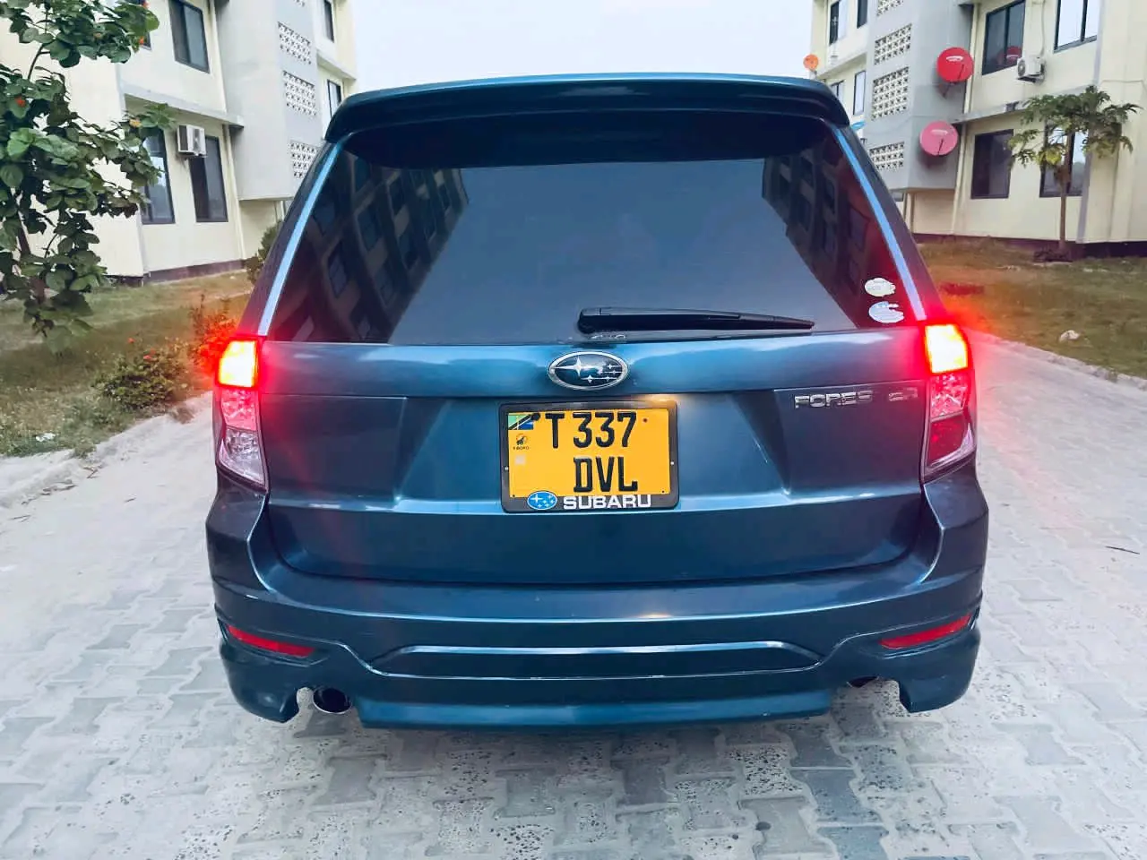 2010 Subaru Forester Customized Blue thumbnail 5