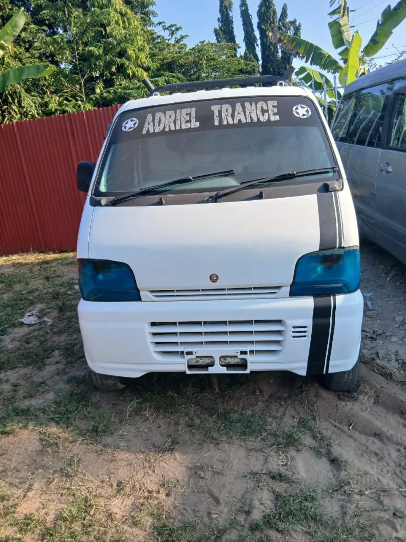 Suzuki Carry (Injection) thumbnail 7
