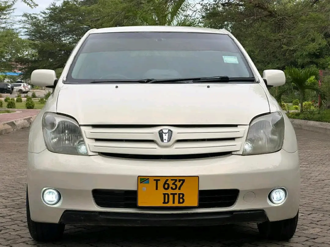 Toyota Ractis (DTB)