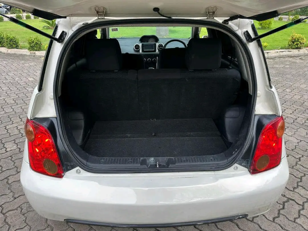 Toyota Ractis (DTB) thumbnail 3