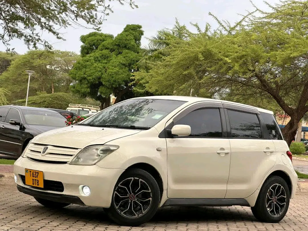 Toyota Ractis (DTB) thumbnail 7