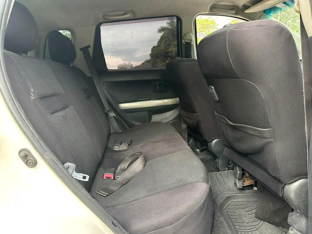 Toyota Ractis (DTB) thumbnail 8