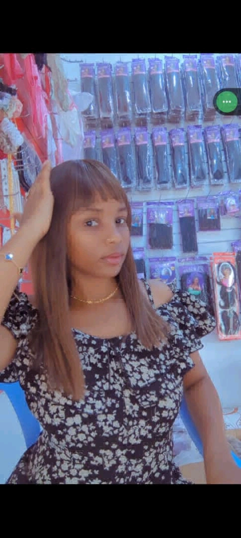 Bob Fringe Brown Mange Kimambi Wig