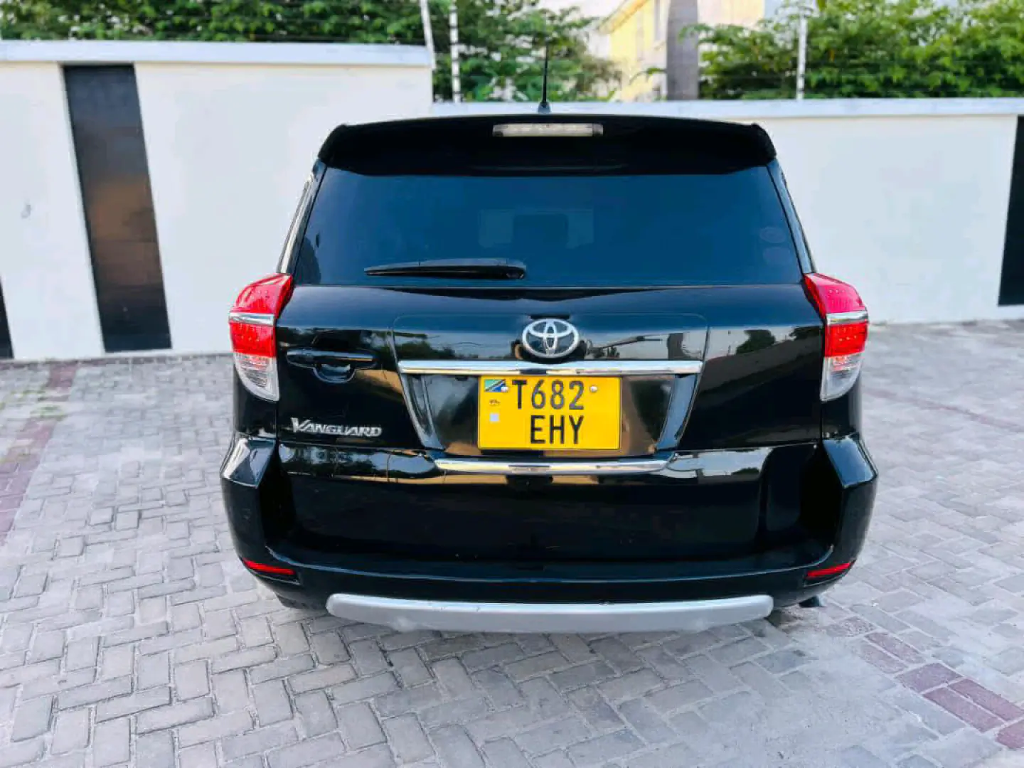 2010 Toyota Vanguard, Black, 2490cc thumbnail 7