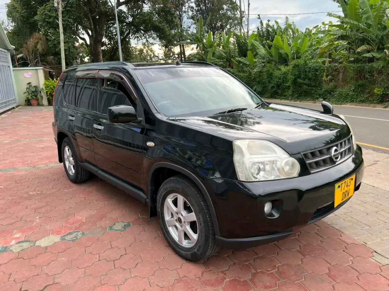 Black 2008 Nissan X-Trail for Sale in Arusha