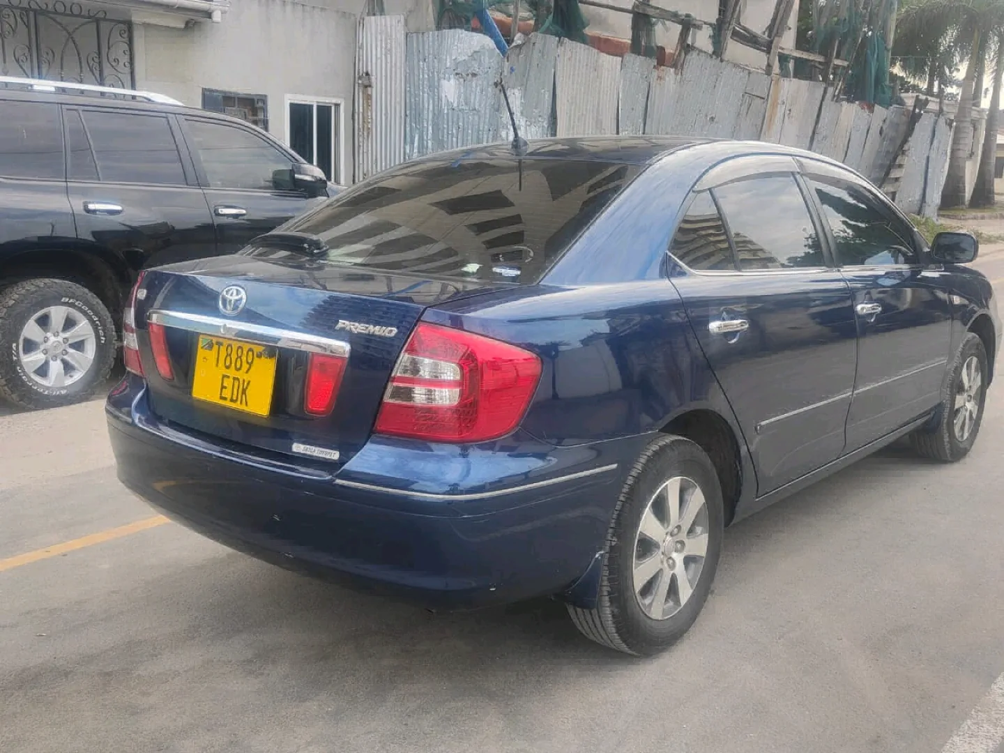 Toyota Premio G Sedan Dark Blue thumbnail 2