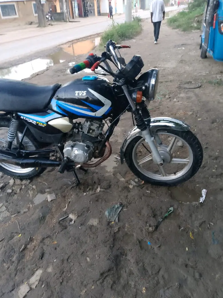 TVS Star HLX Motorcycle thumbnail 2