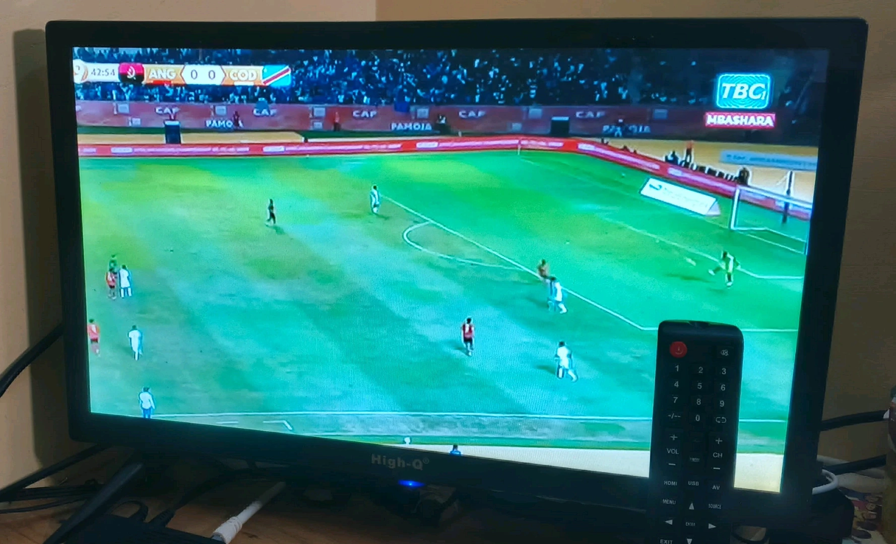 High-Q 21-inch LED TV thumbnail 2