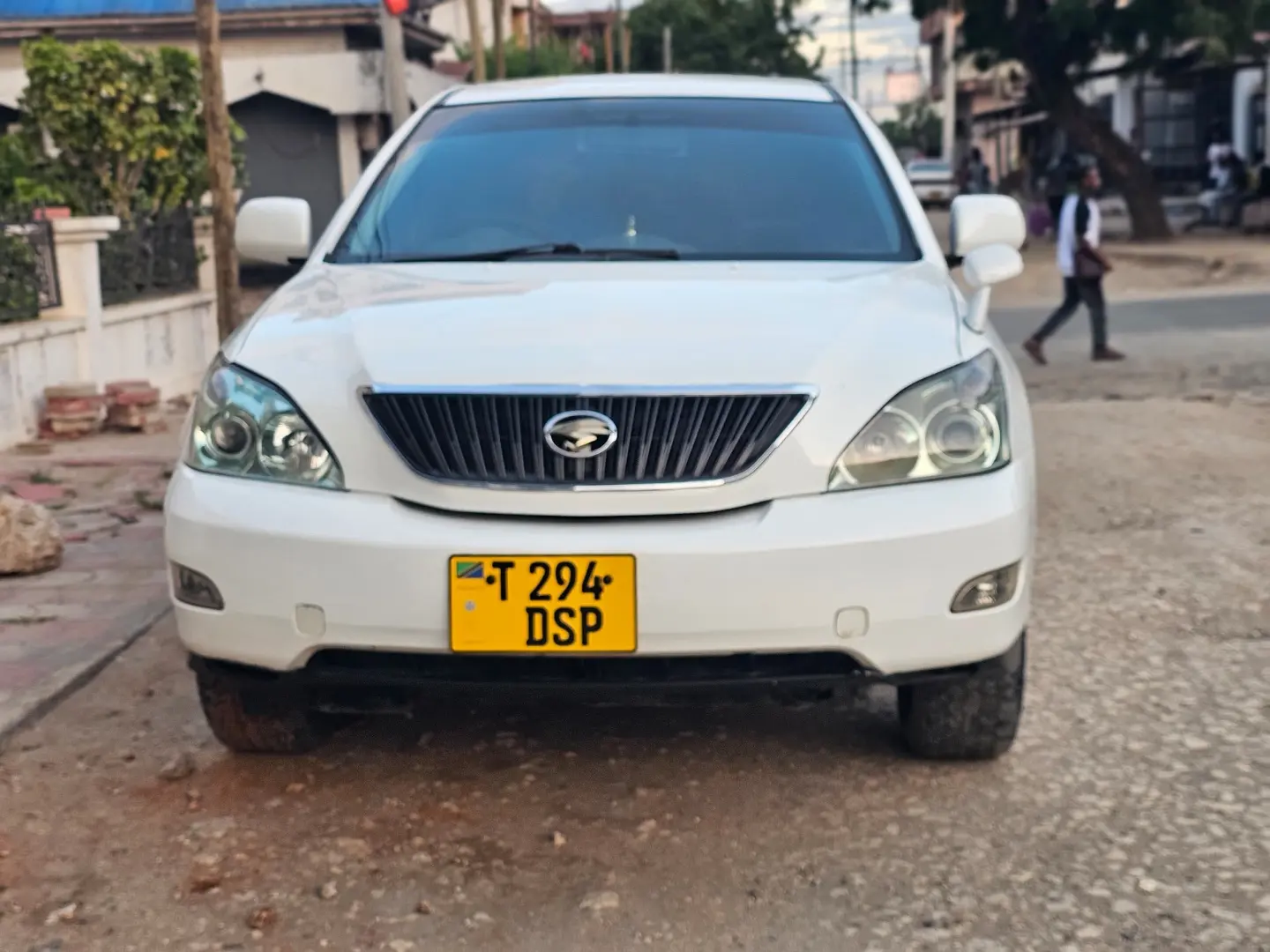 Toyota Harrier 2005 DSP thumbnail 5