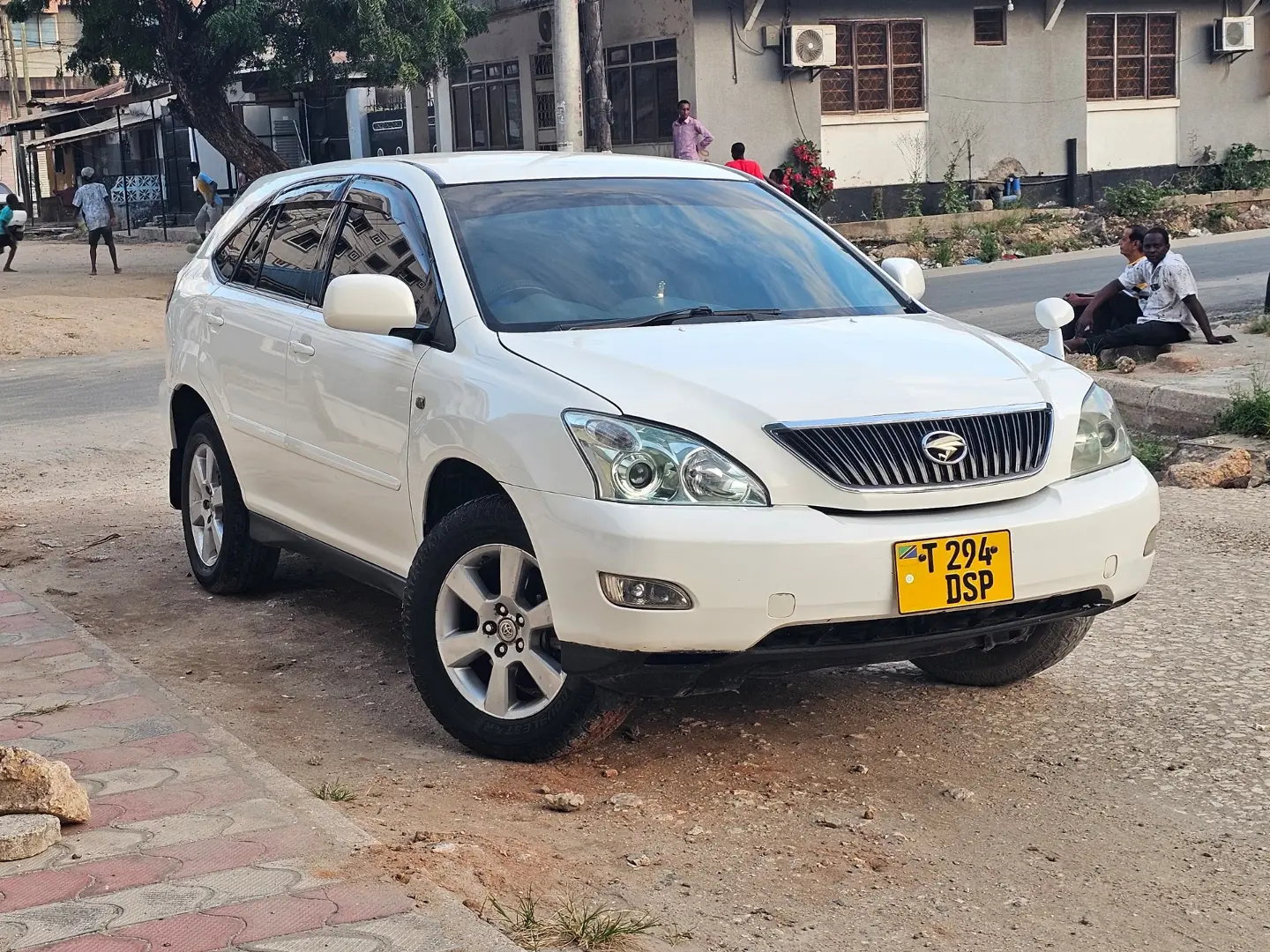 Toyota Harrier 2005 DSP thumbnail 6