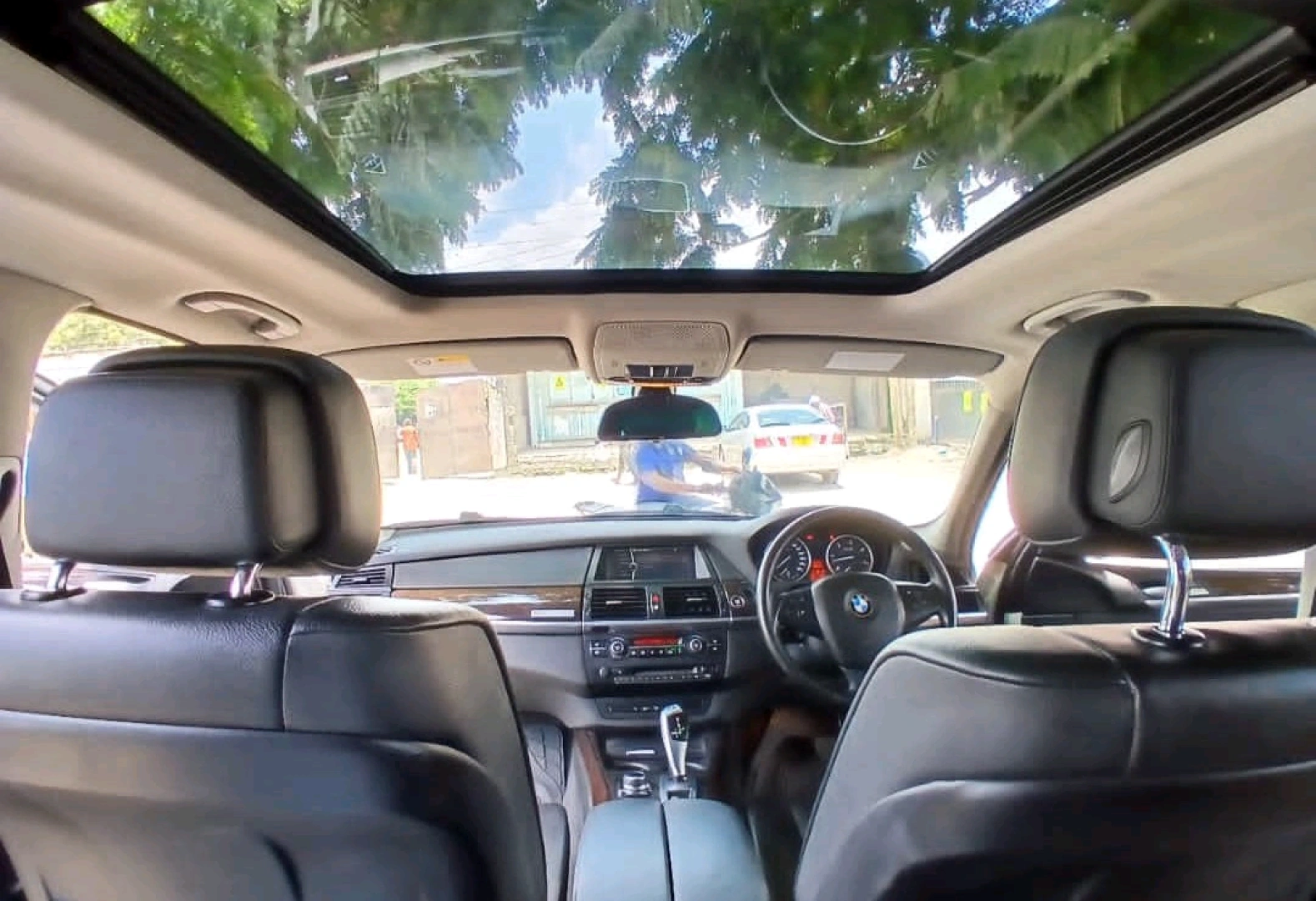 BMW X5 SUV 2014 Diesel with Sunroof thumbnail 9
