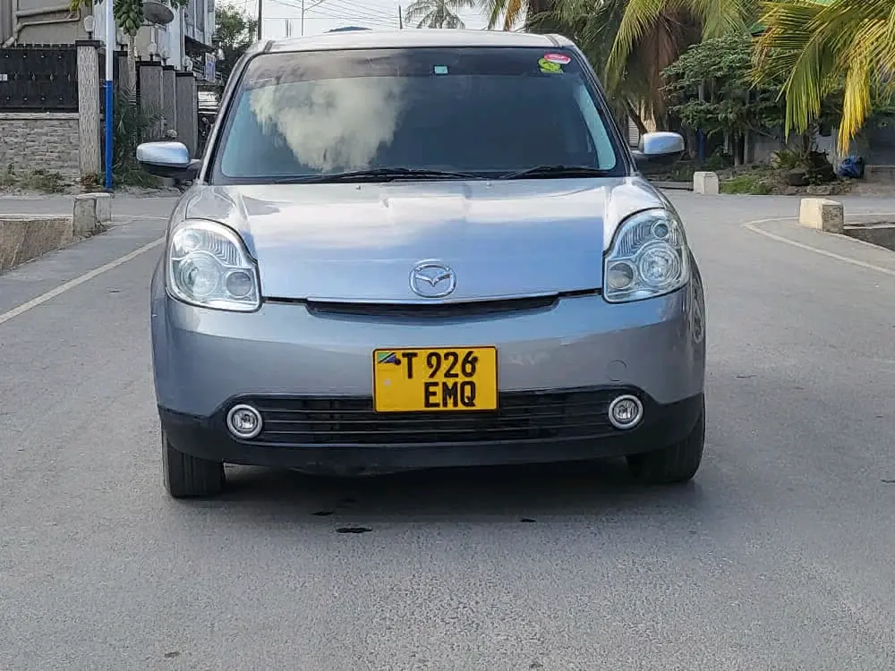 Mazda Verisa 2005 Silver, 1490cc, Full AC thumbnail 5