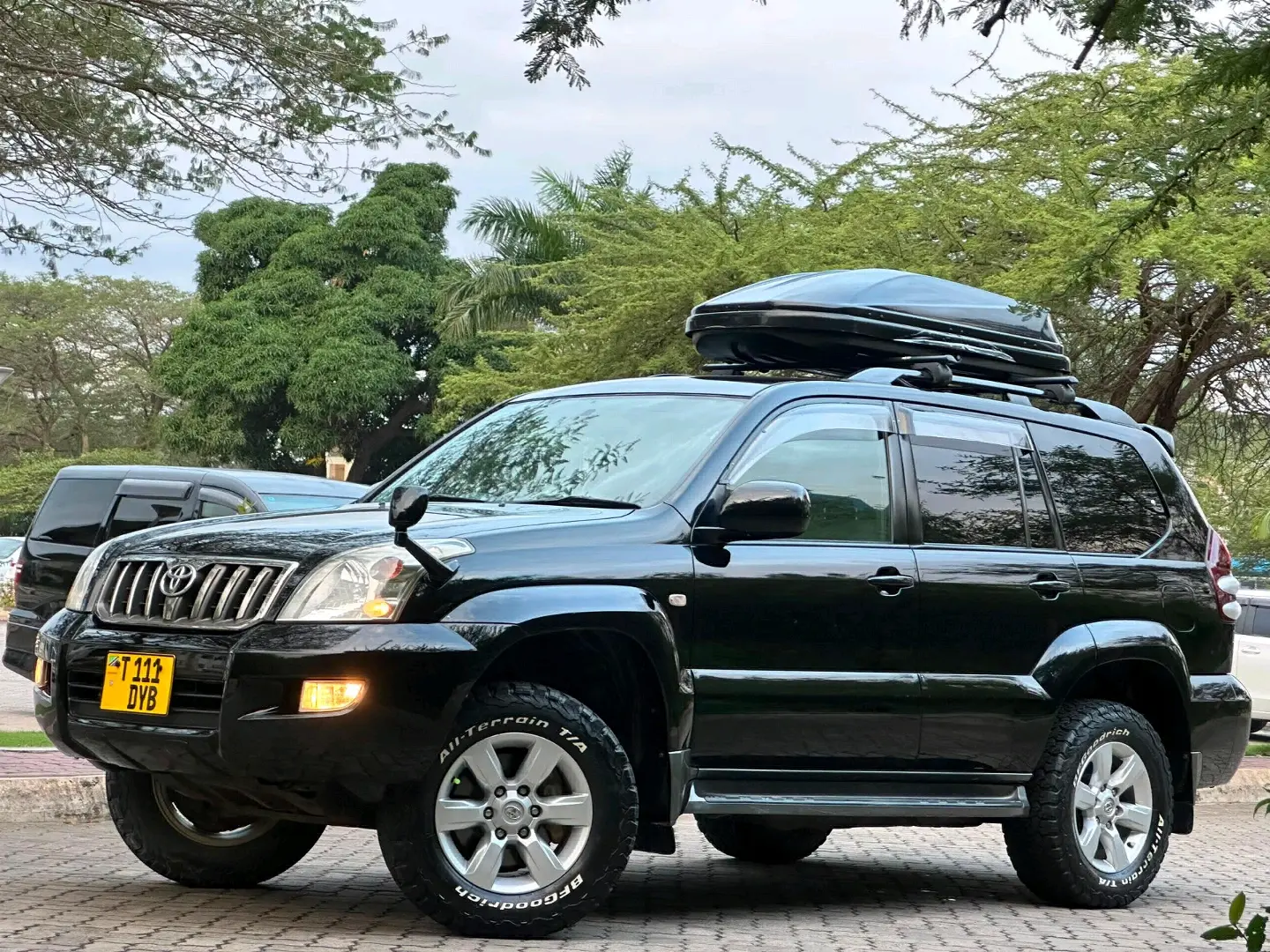 Toyota Land Cruiser Prado TX Limited thumbnail 5
