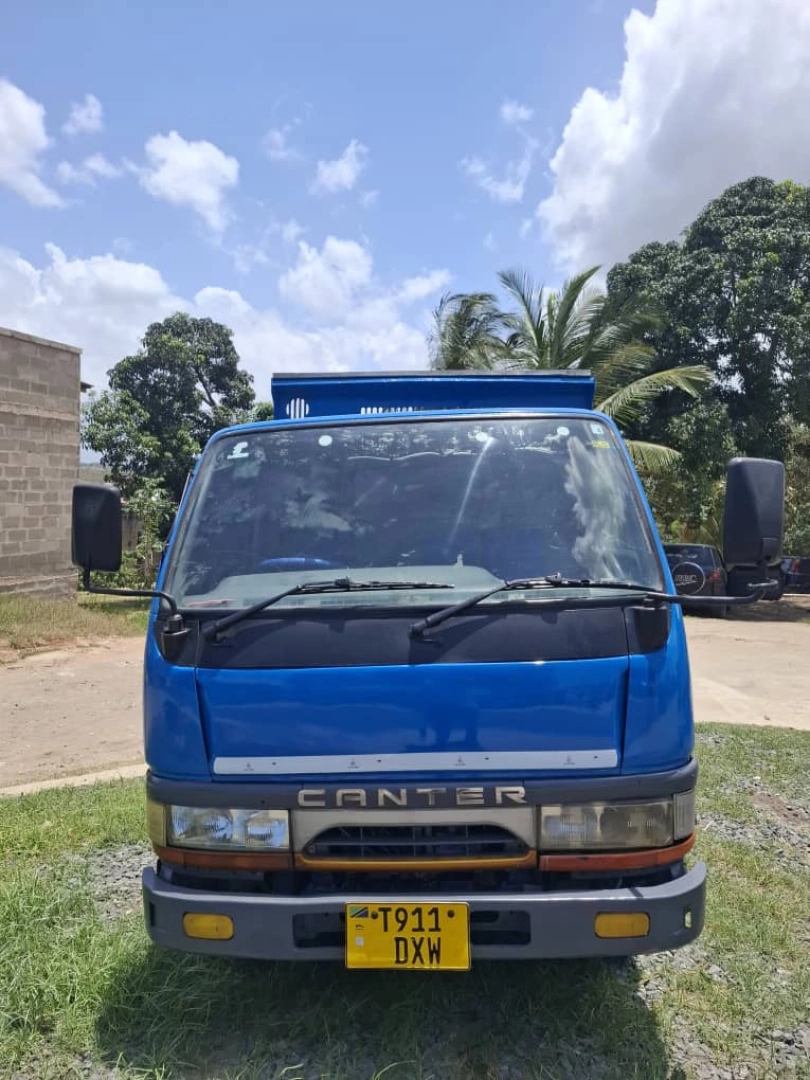 Used Mitsubishi Canter Tipper Truck 4D33 Engine thumbnail 3