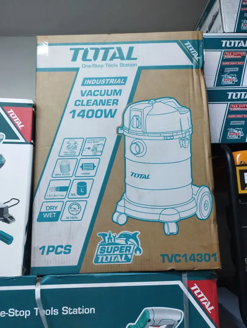 Total Industrial Vacuum Cleaner 1400W (TVC14301)