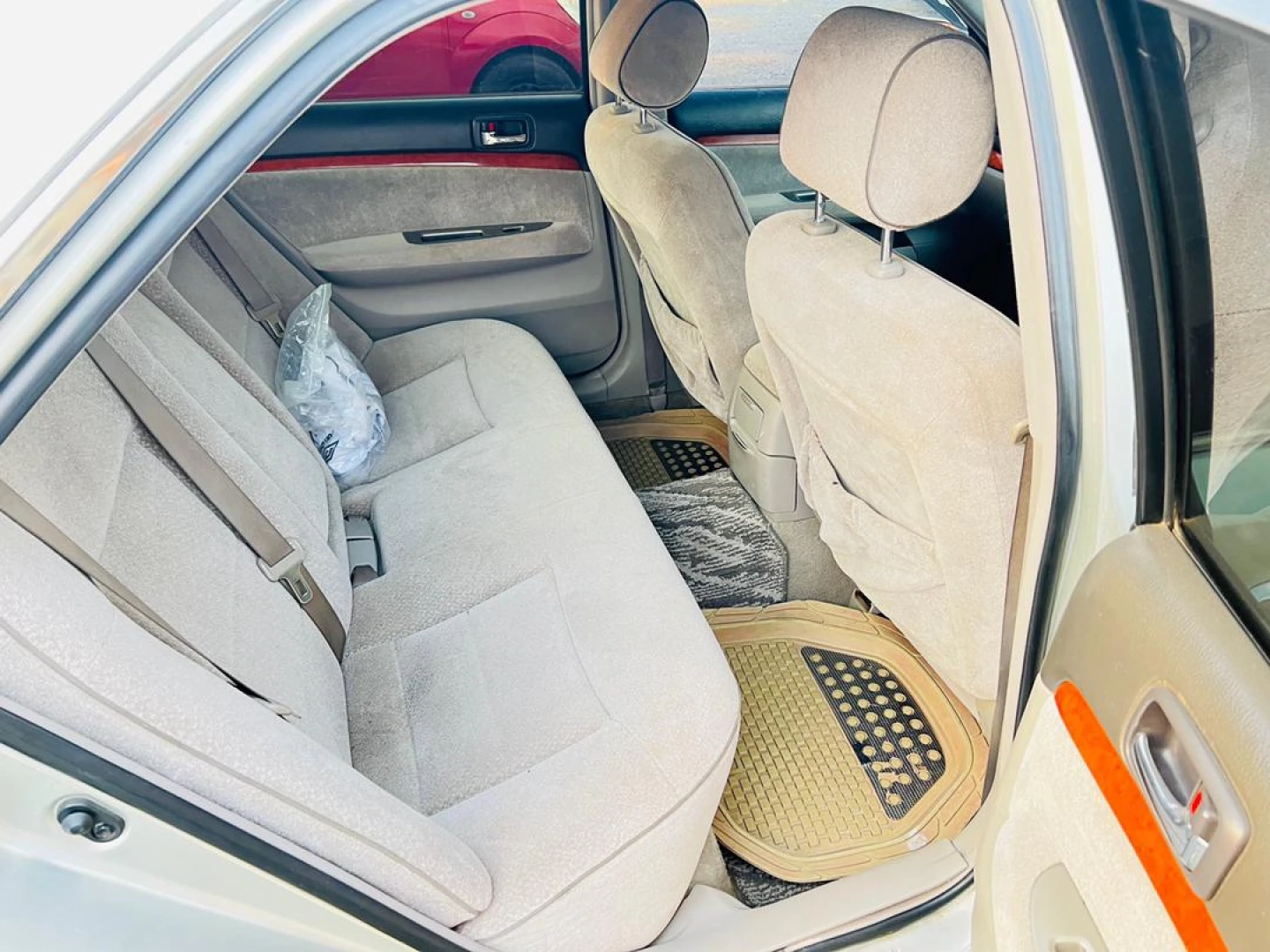 Toyota Mark II Grande DFY Sedan thumbnail 7