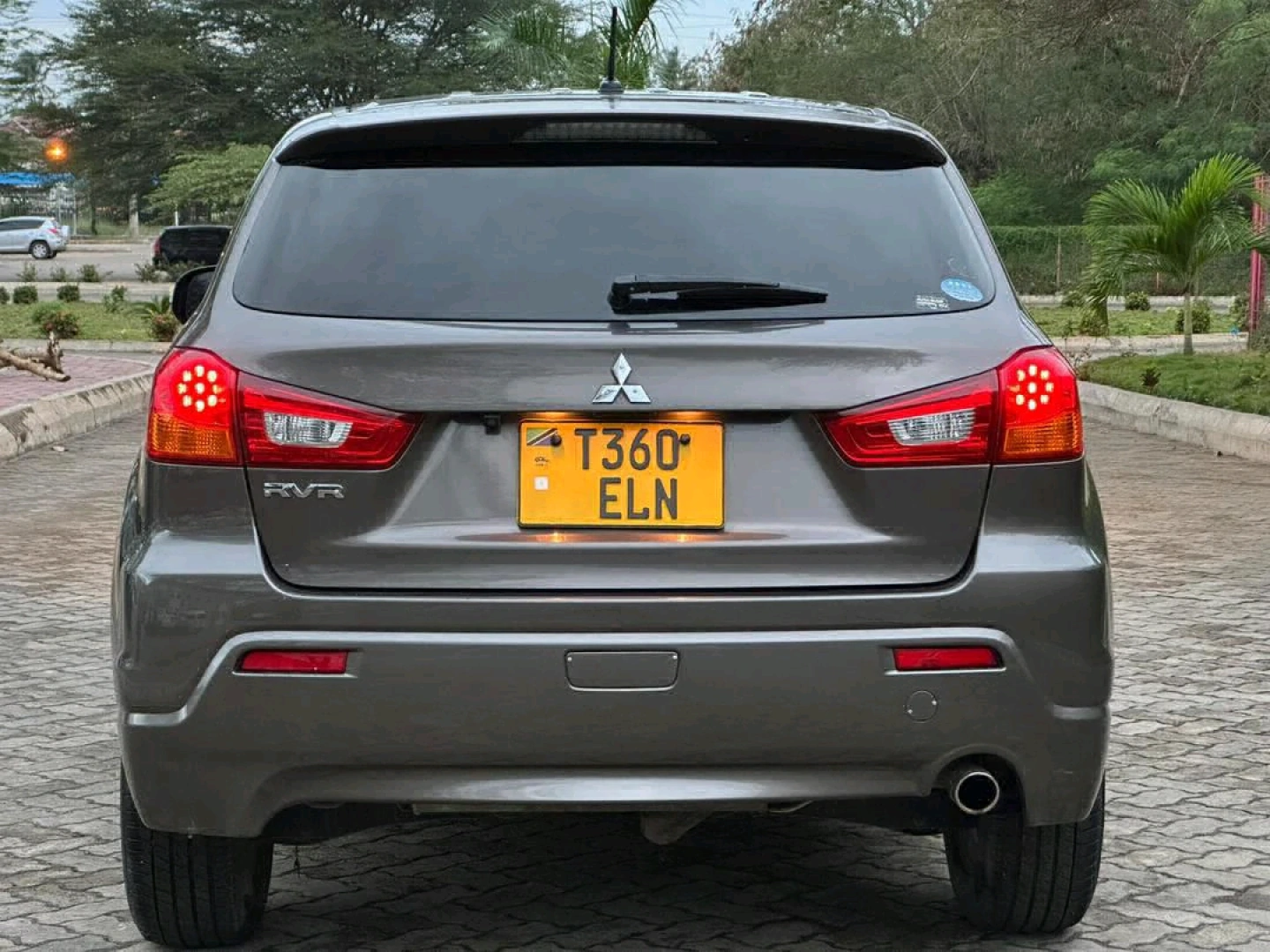 2010 Mitsubishi RVR SUV (1790cc) - Trade-ins Accepted thumbnail 2