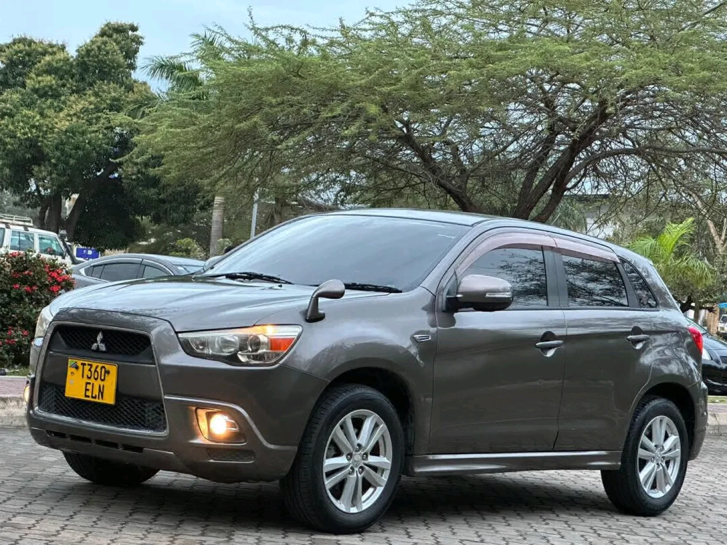 2010 Mitsubishi RVR SUV (1790cc) - Trade-ins Accepted thumbnail 4