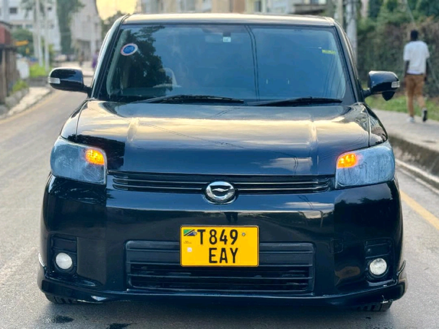 Black Toyota Rumion 2007 G - 1490cc, Low Mileage