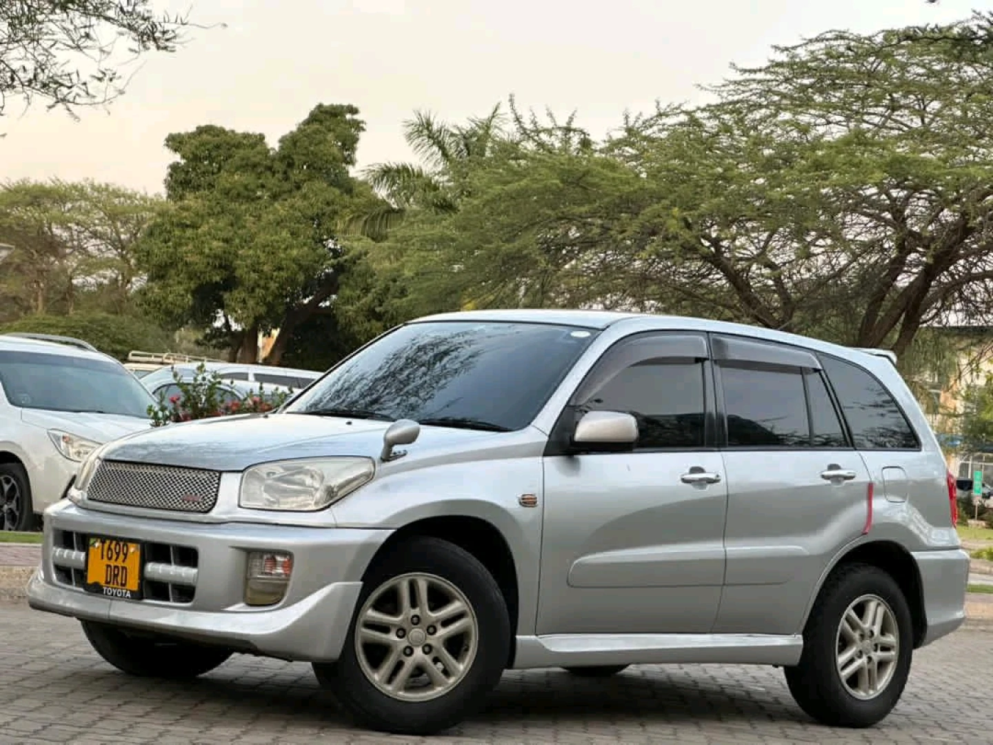 Toyota RAV4 2002 Model 1800cc Silver