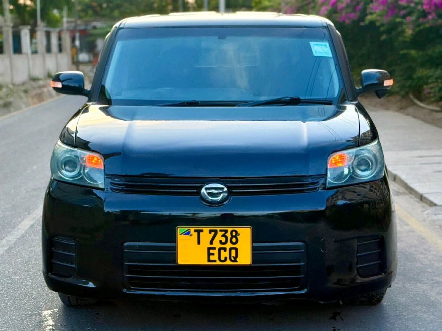Black Toyota Rumion 2009 Automatic