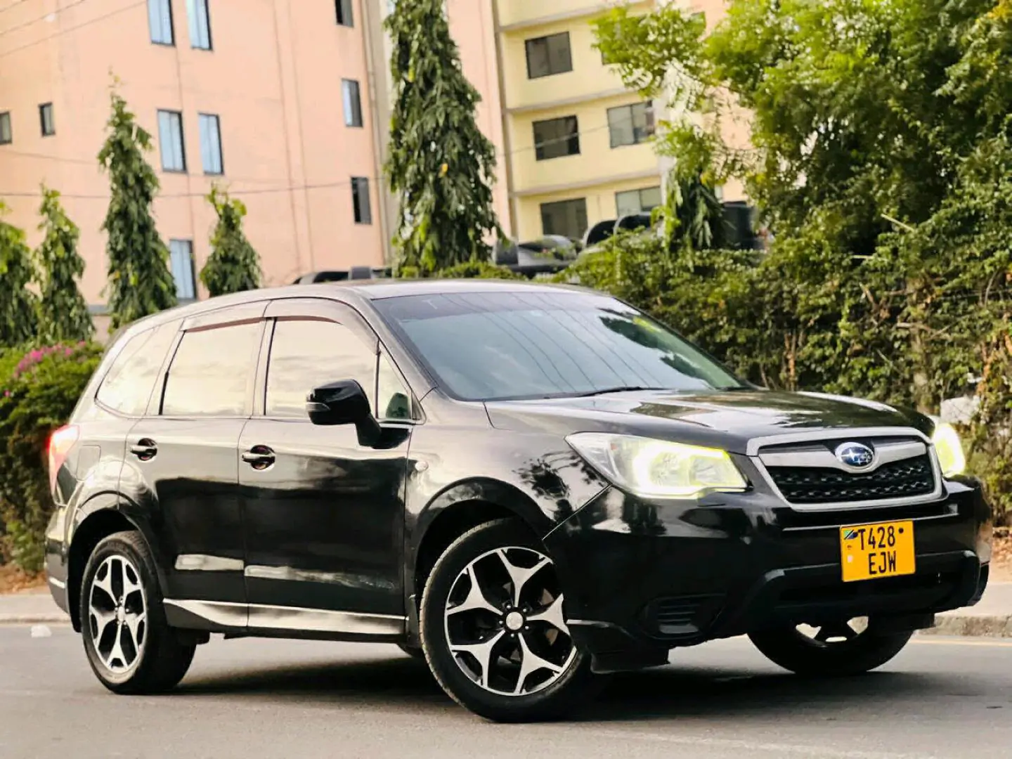 2014 Subaru Forester Full Option thumbnail 2