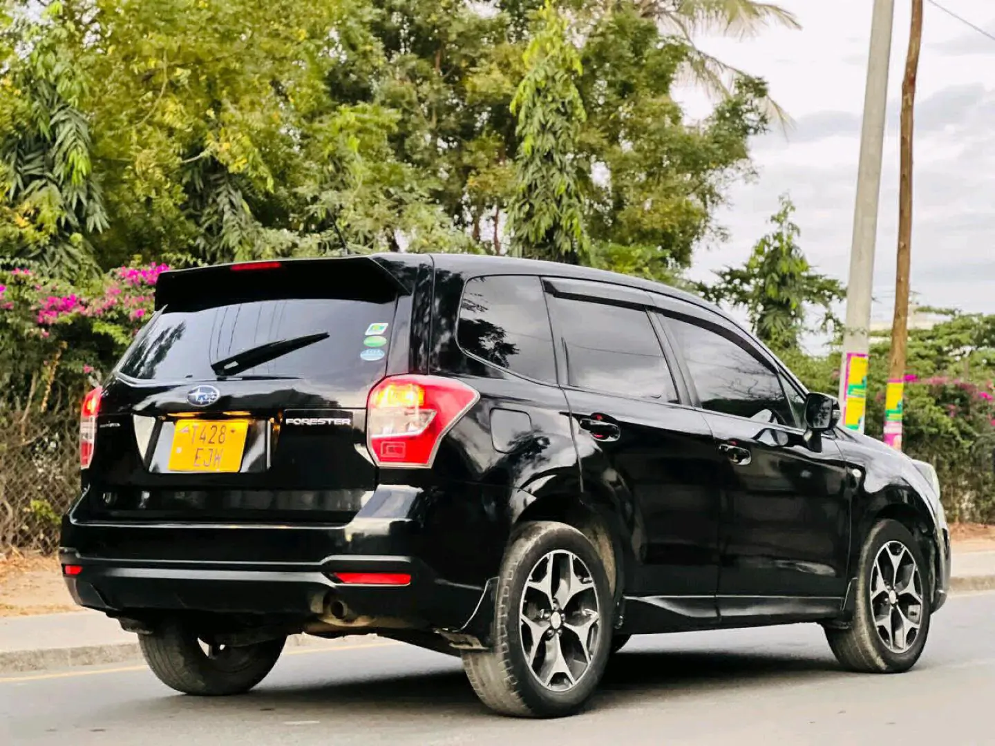 2014 Subaru Forester Full Option thumbnail 4