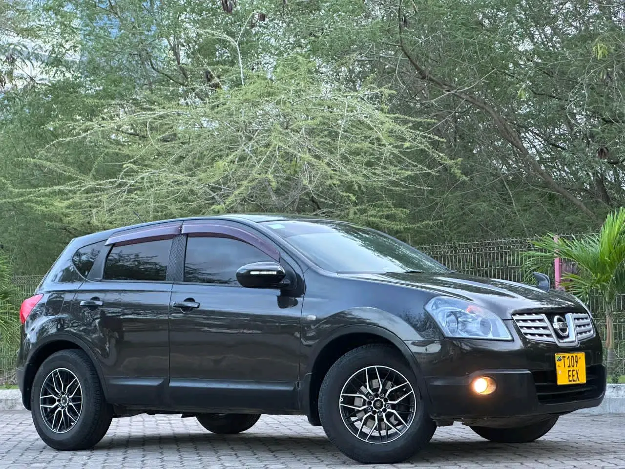 Nissan Dualis 2008 thumbnail 3