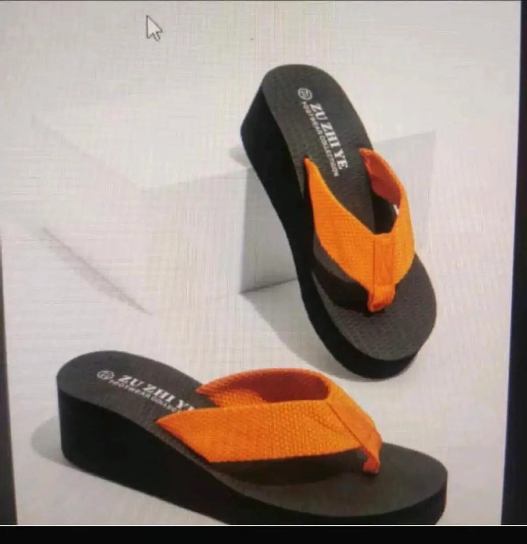 Black Slip-On Athletic Shoes thumbnail 7