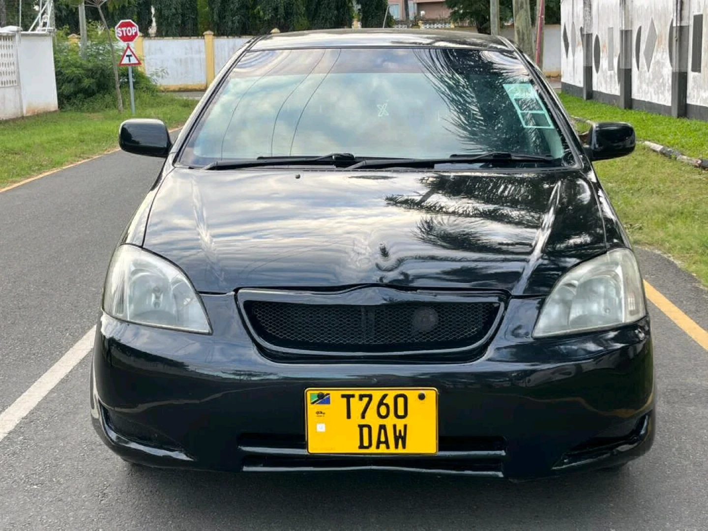 Toyota Runx Sedan Inauzwa