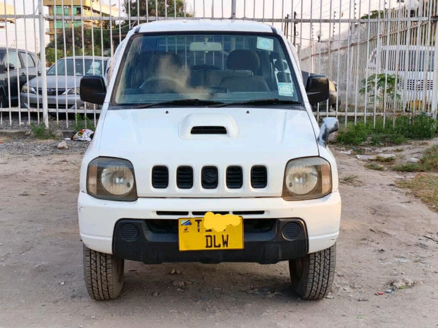 White Suzuki Jimny Compact SUV Automatic 690cc thumbnail 2