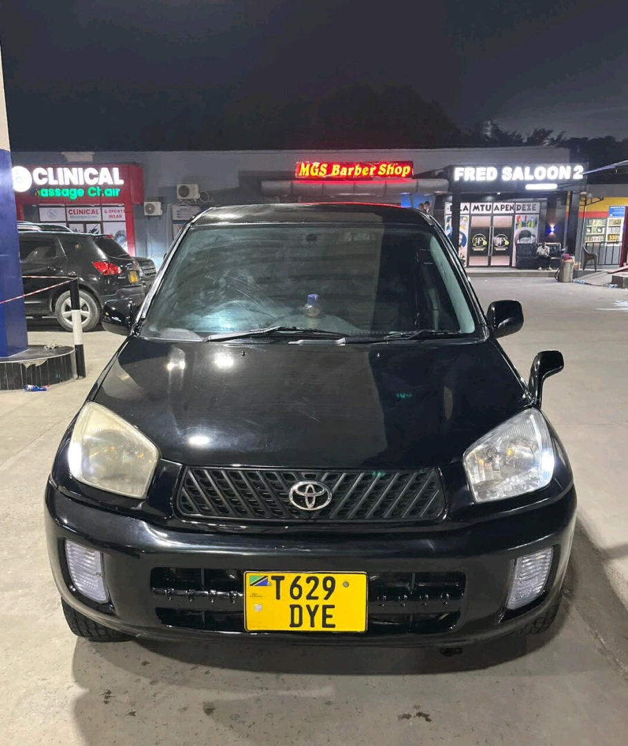 Toyota RAV4 2001 Model (T629 DYE)