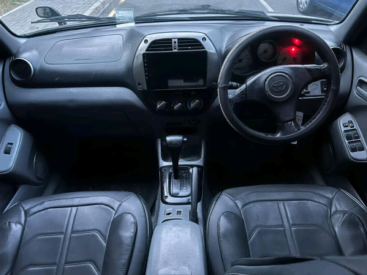 Toyota RAV4 2001 Model (T629 DYE) thumbnail 5