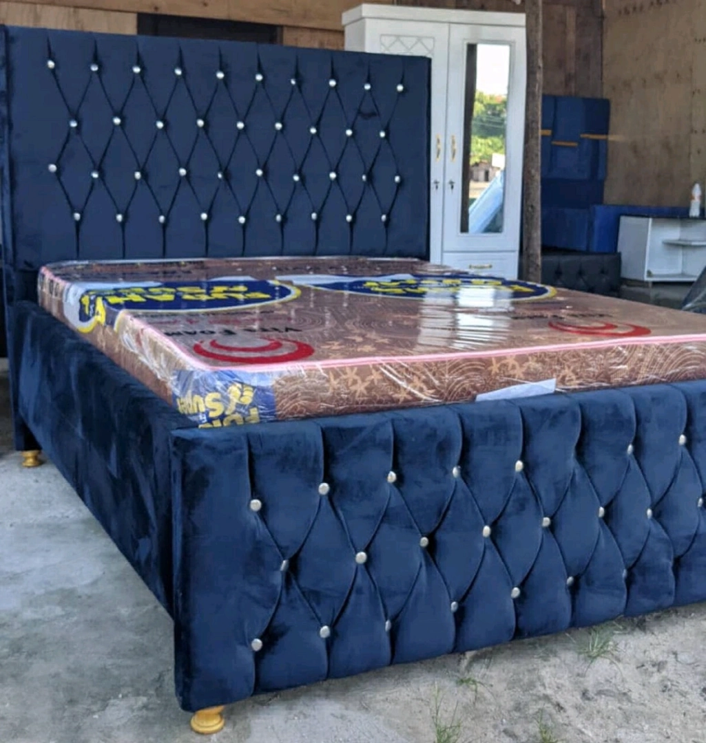 Modern Upholstered Bed Frame (Vitanda Bedsofa) thumbnail 2