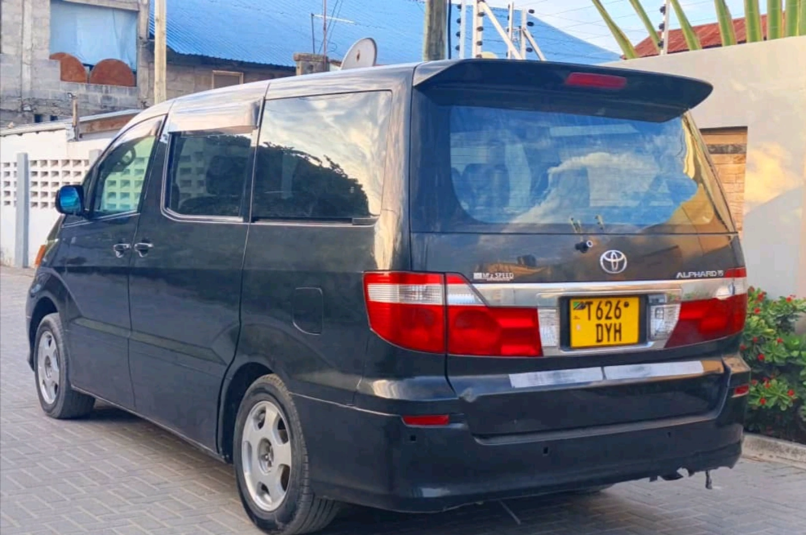 Toyota Alphard Minivan T626 DYH thumbnail 9