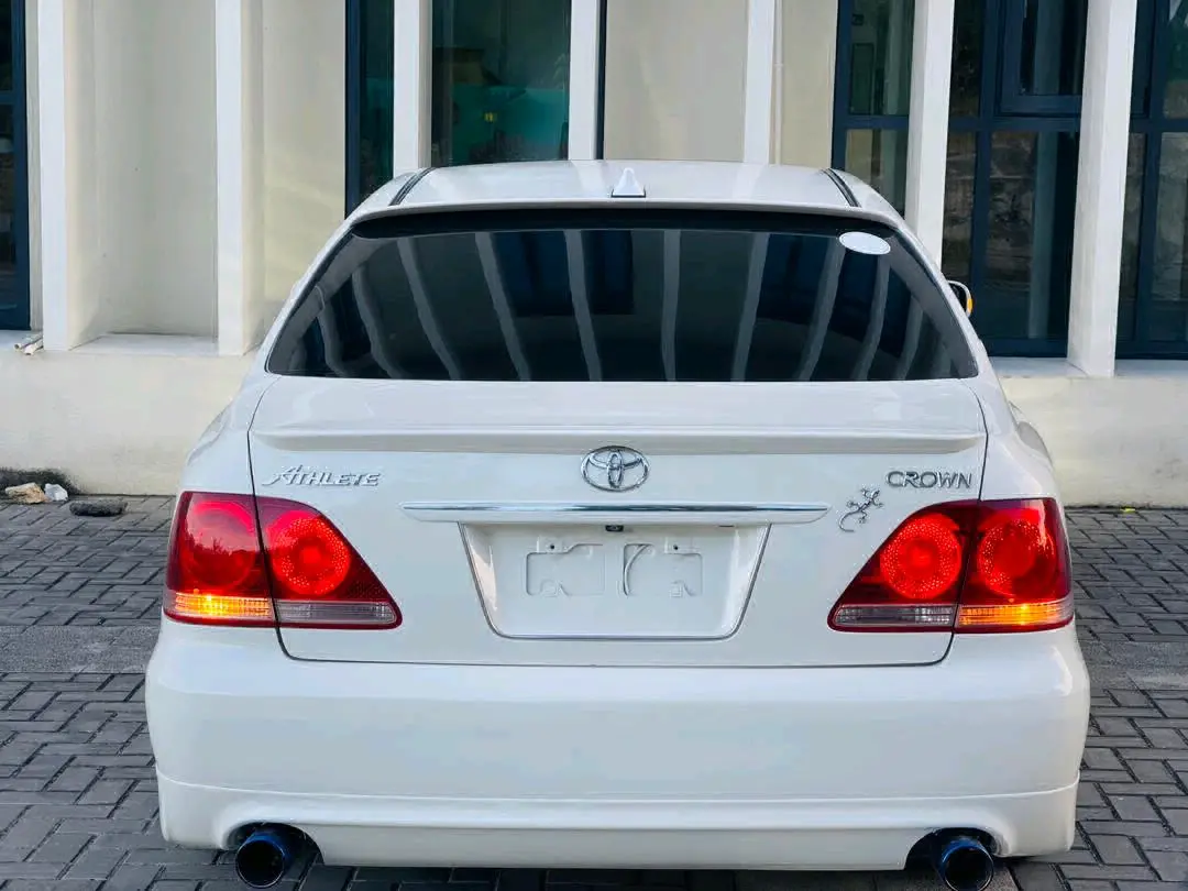 Toyota Crown 2007, White, Low Mileage thumbnail 4