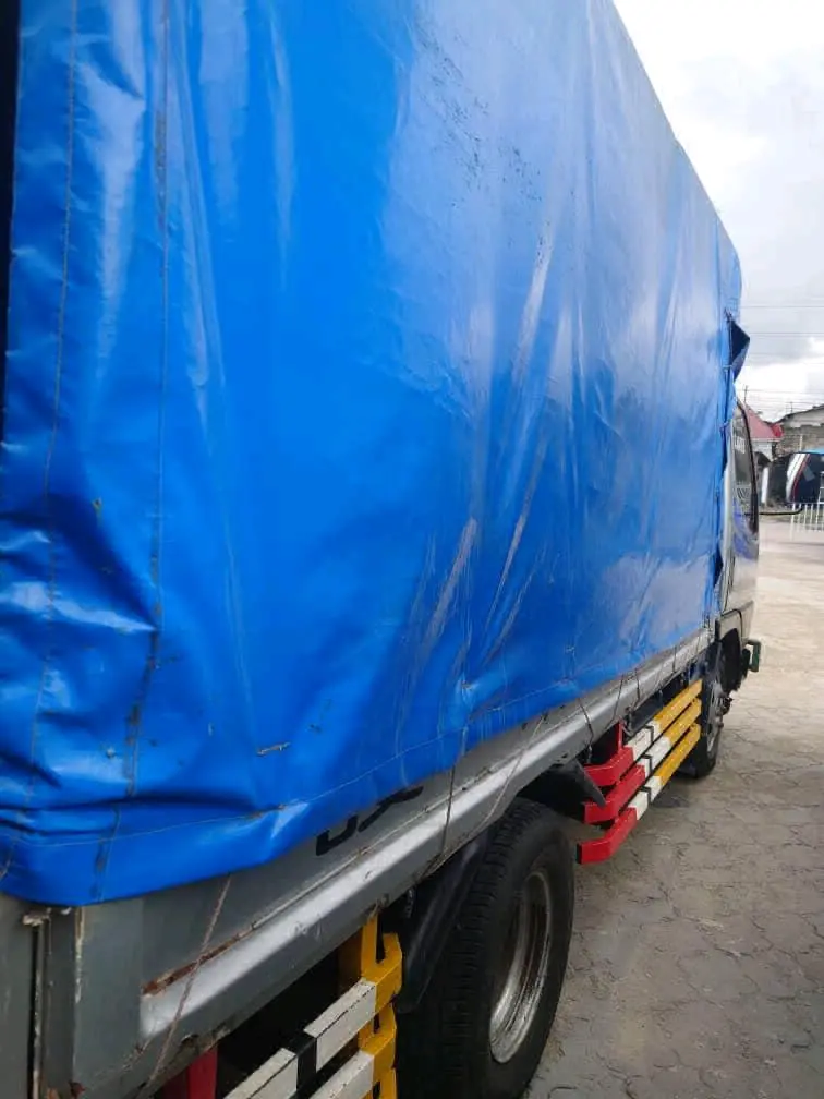 Mitsubishi Canter Truck thumbnail 4