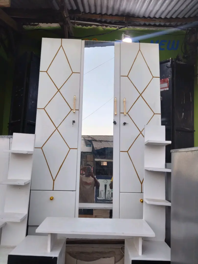 3-Door Wardrobe with Mirror & Side Shelving