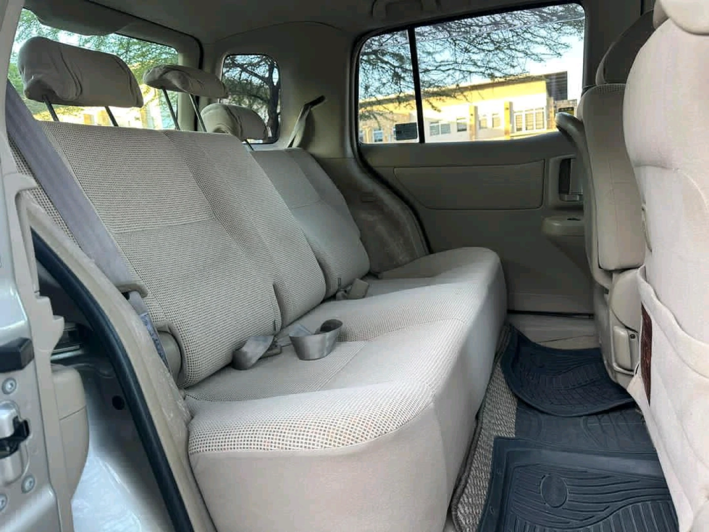 Toyota Raum 2004 Automatic (Reg No. ECV) thumbnail 6