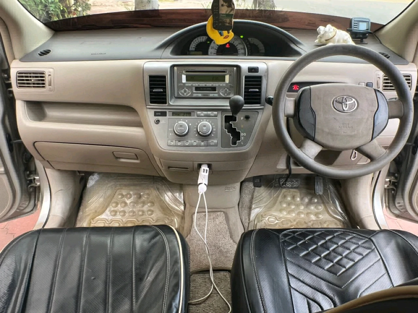 Toyota Raum 2003 Model 1490 CC For Sale thumbnail 7