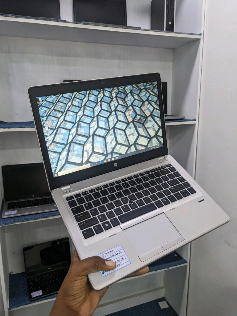 HP EliteBook Folio Laptop Core i7 8GB RAM 500GB HDD thumbnail 3