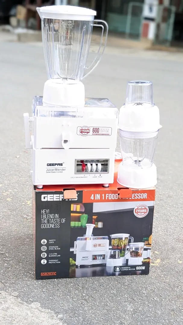 Geepas 4-in-1 Blender & Food Processor