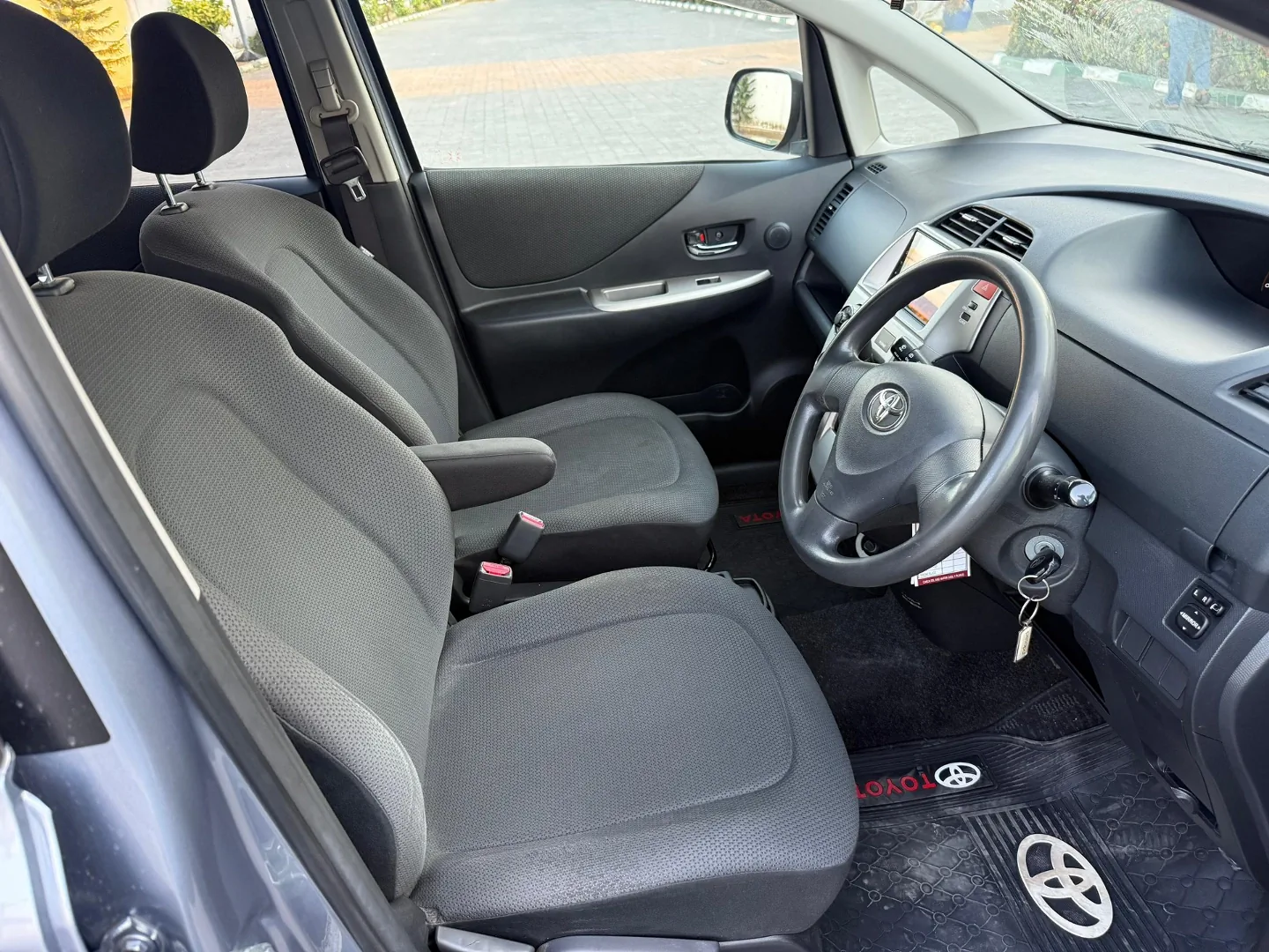 Toyota Ractis 2007 (1290cc) - Exchange Allowed thumbnail 8
