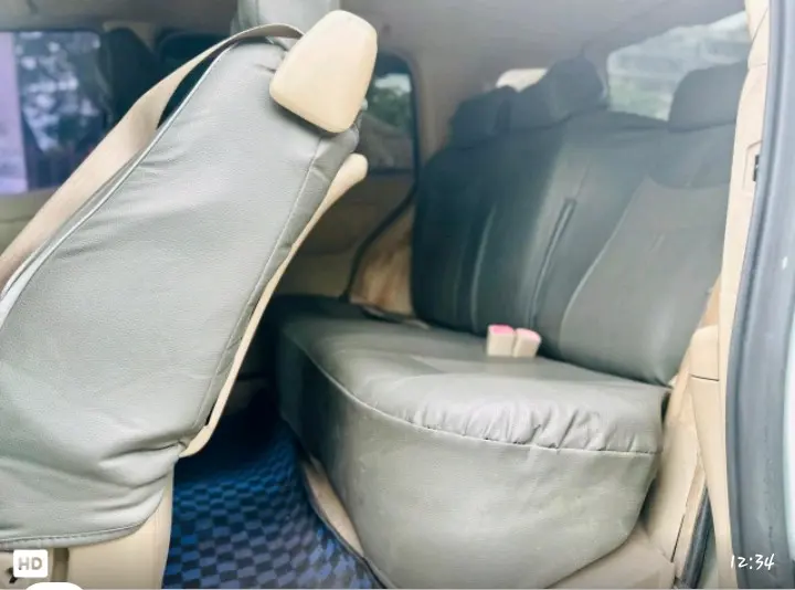 Toyota Ractis - Namba E thumbnail 7