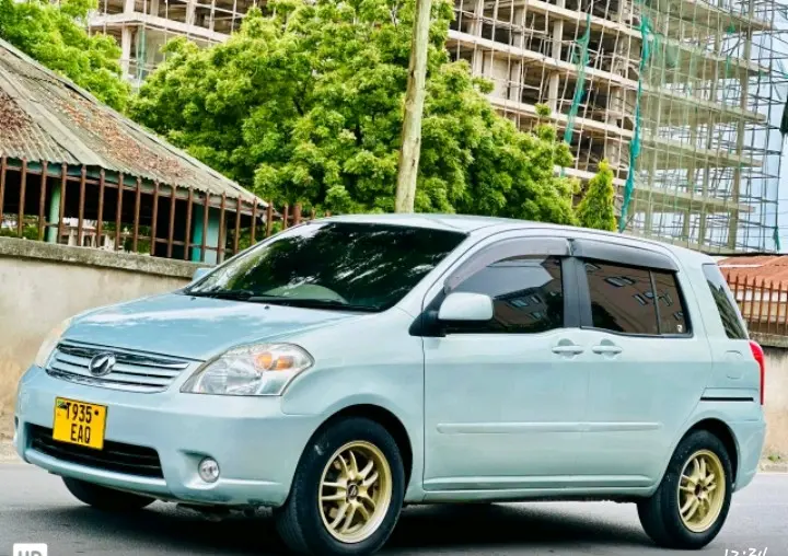 Toyota Ractis - Namba E thumbnail 9